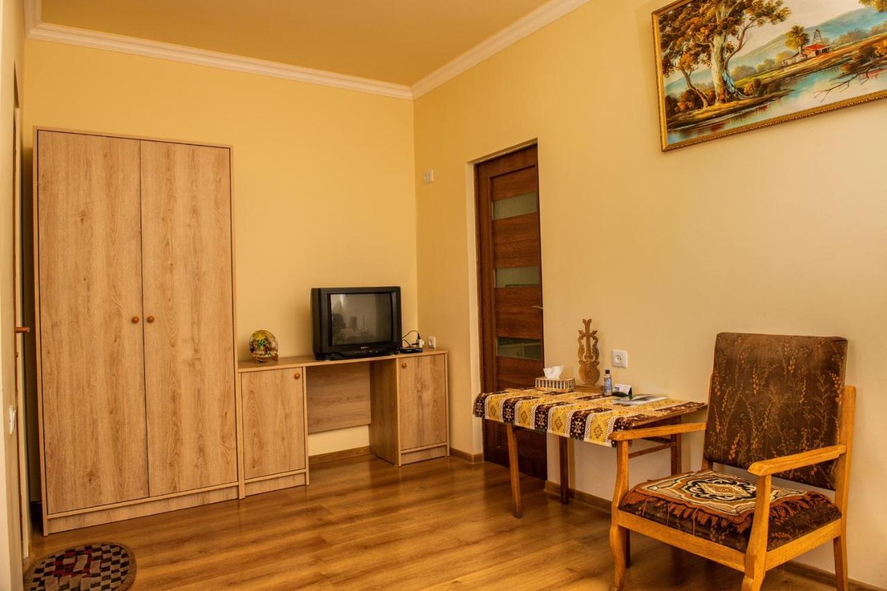 Hayi Tun Guest House Goris Dış mekan fotoğraf