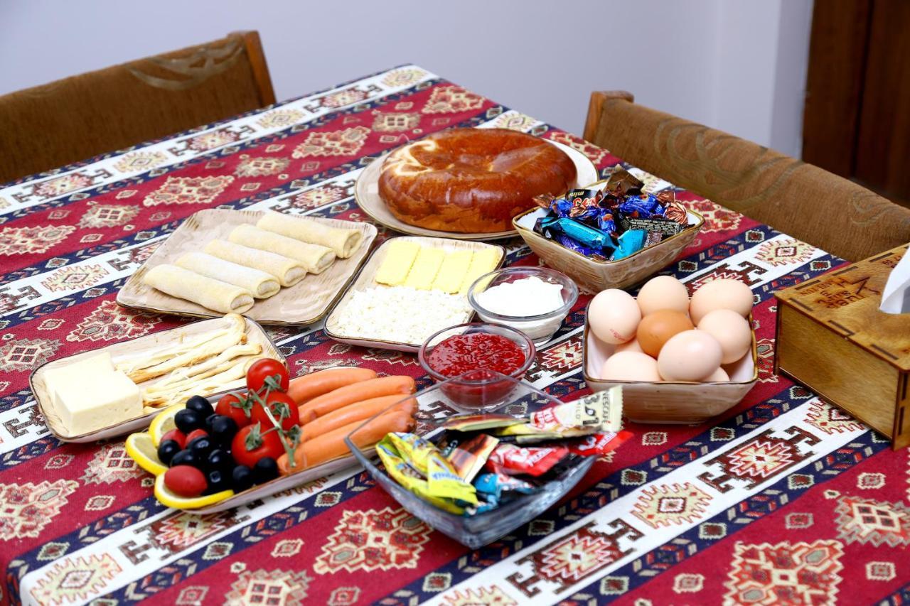 Hayi Tun Guest House Goris Dış mekan fotoğraf