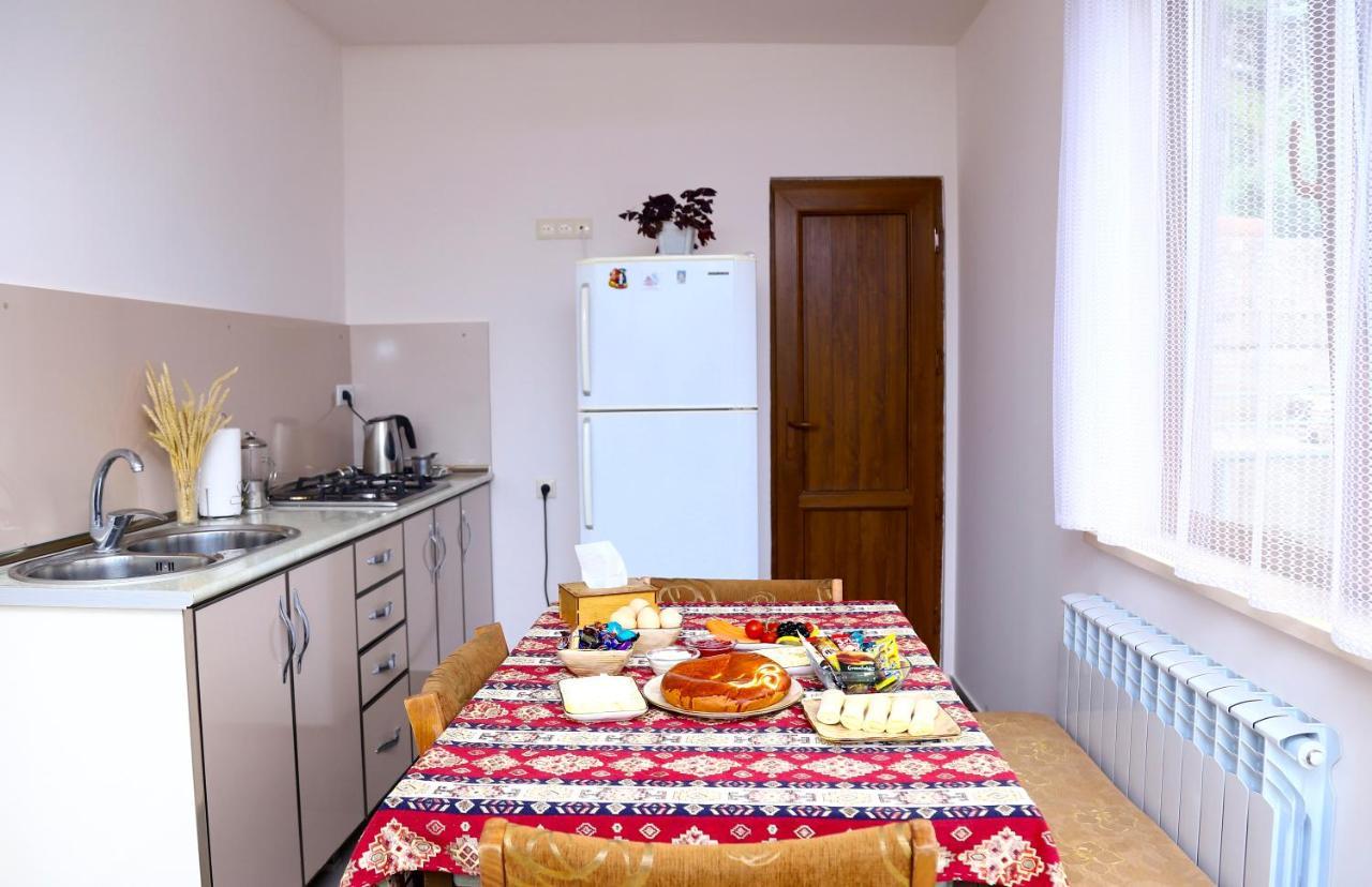Hayi Tun Guest House Goris Dış mekan fotoğraf