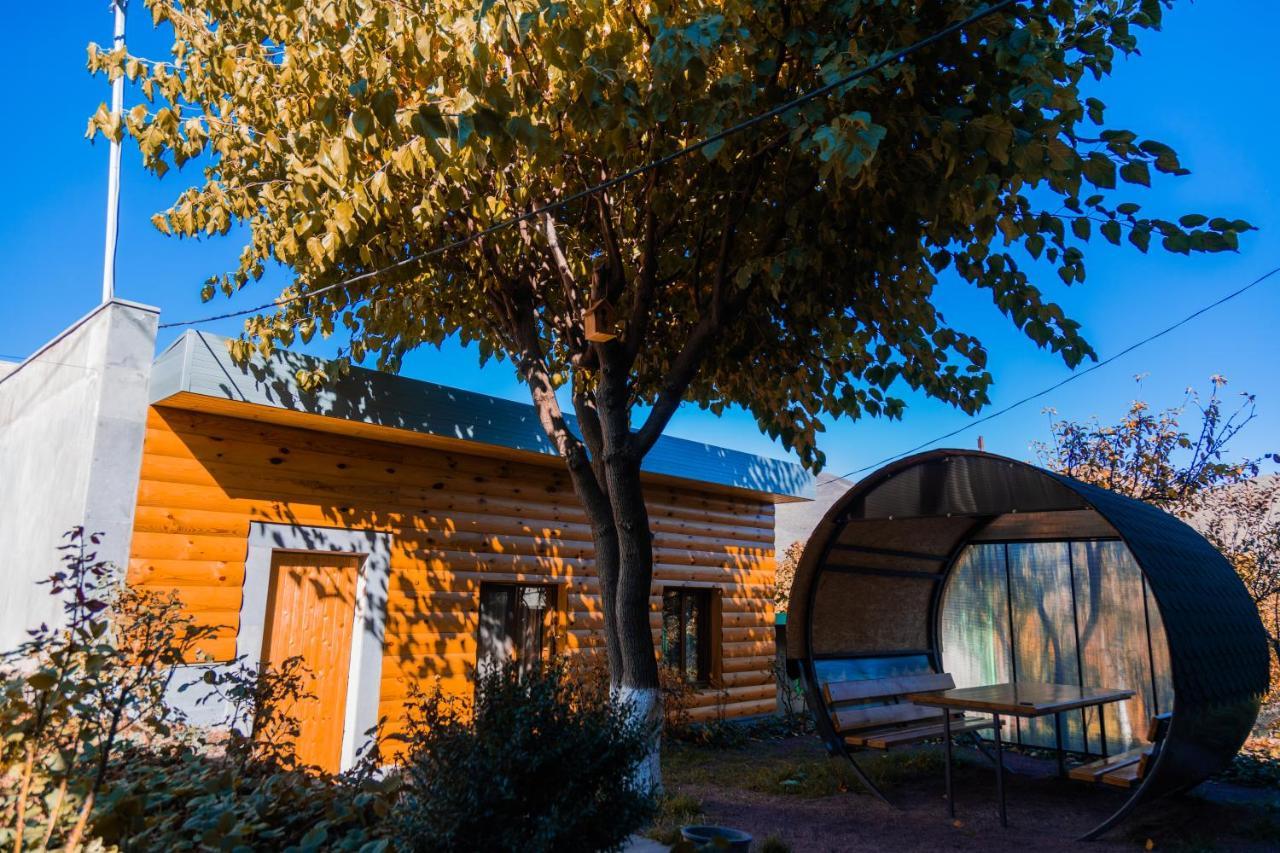 Hayi Tun Guest House Goris Dış mekan fotoğraf