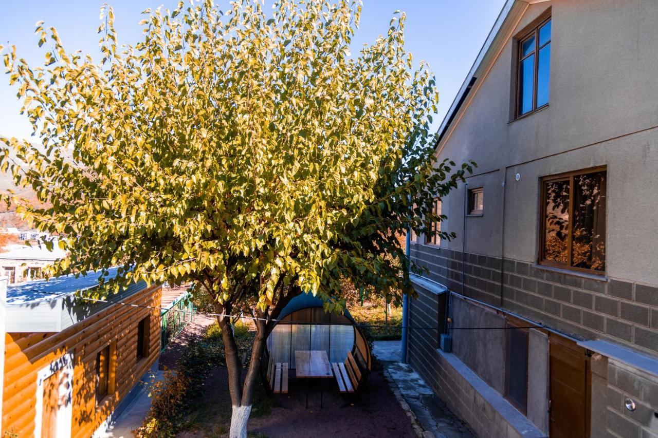 Hayi Tun Guest House Goris Dış mekan fotoğraf