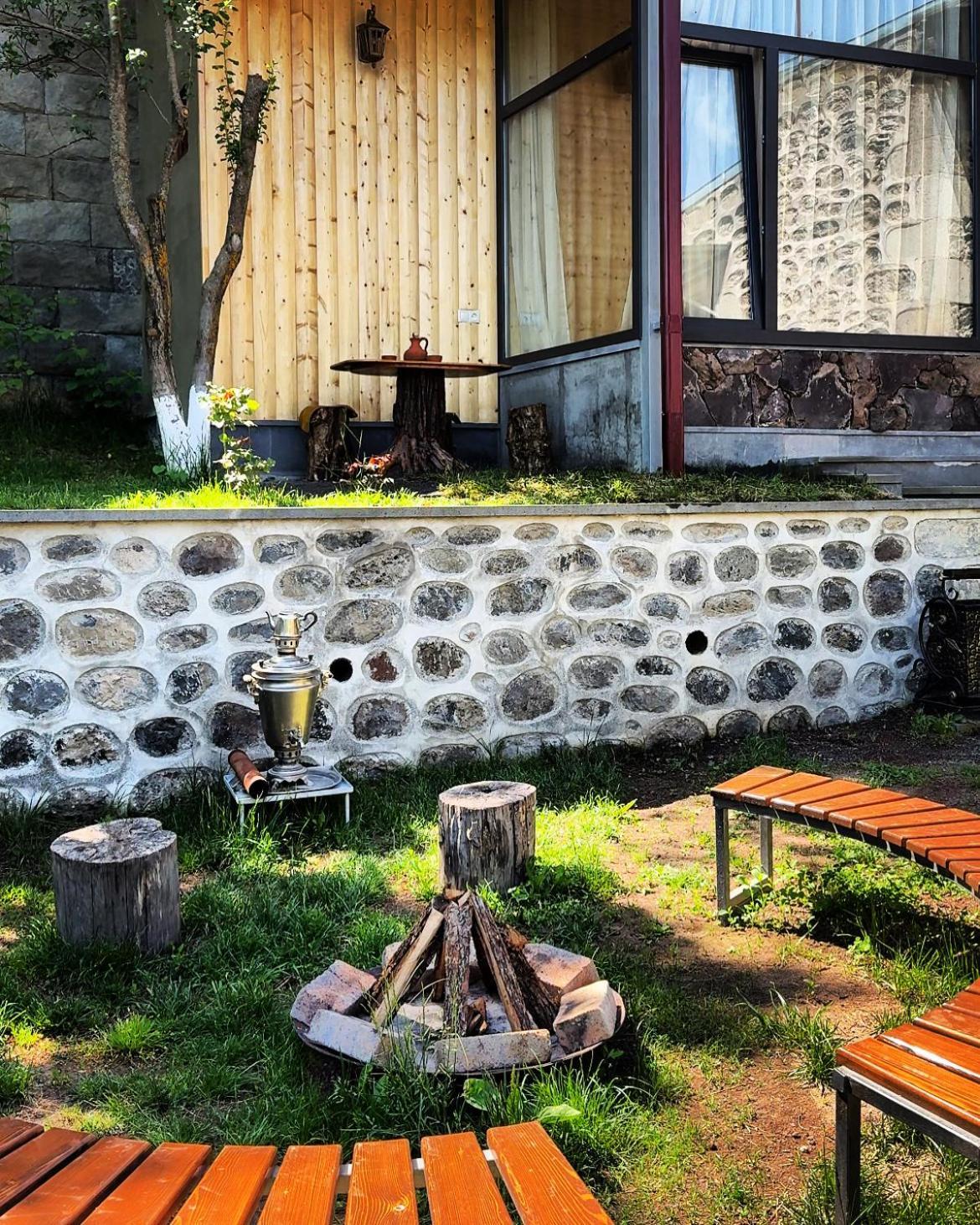 Hayi Tun Guest House Goris Dış mekan fotoğraf